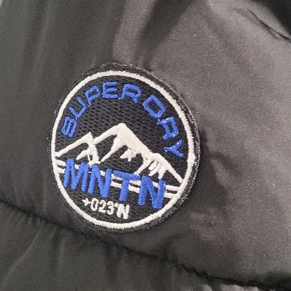 Amazing Superdry Coat! Wore it once. So warm and cozy. Sz M in Blk. - Picture 4 of 4